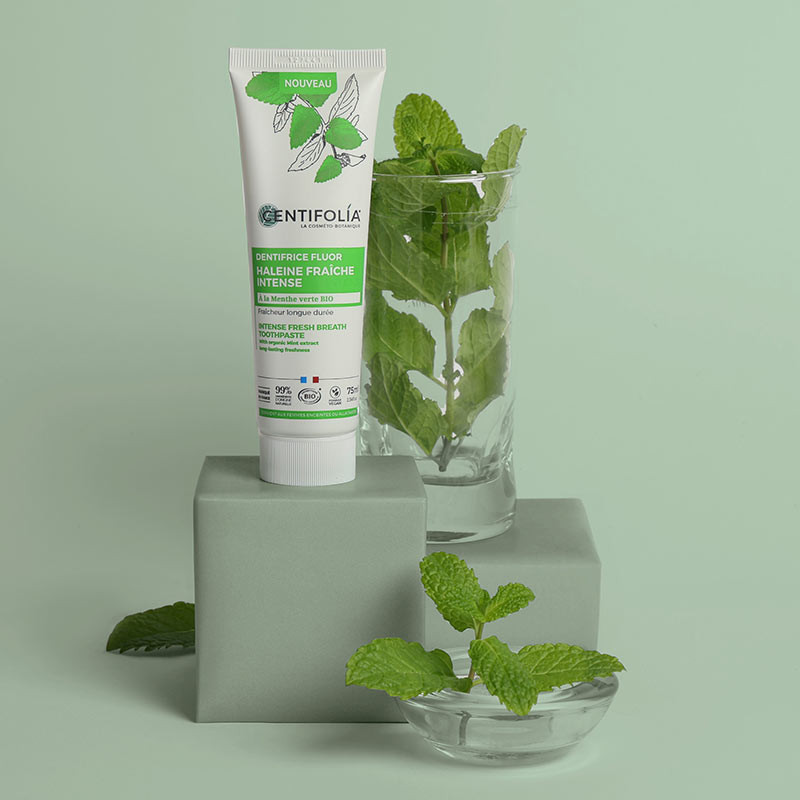 Освежающая зубная паста CENTIFOLIA Intense Fresh с фтором (1450 ppm), 75 мл — изображение 2